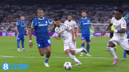 金瑞鼎盛 判罚分析机构: 梅迪纳手球时手臂落向支撑点且是反弹球, 不是点球